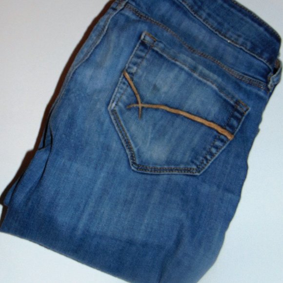 Bullhead Jeans - Picture 3 of 3